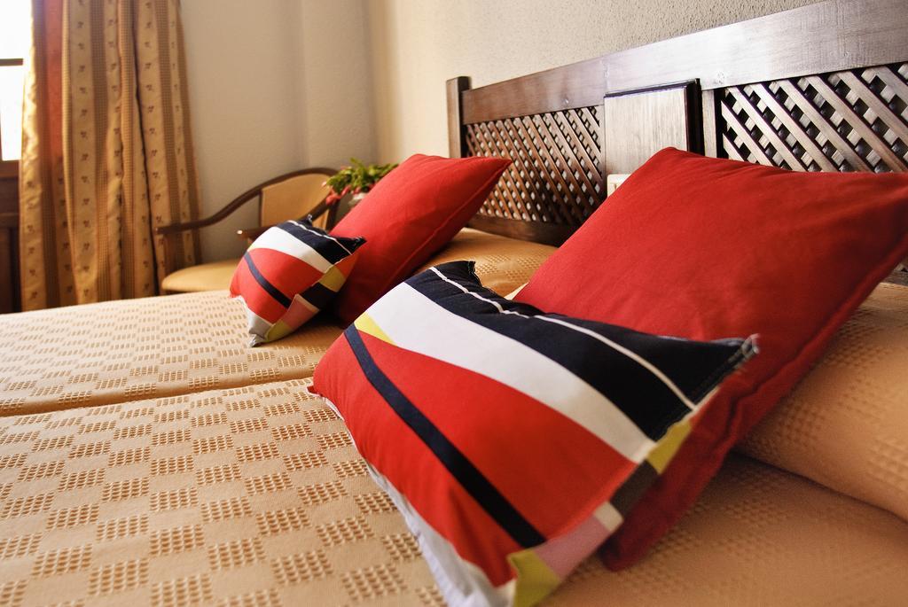 Hotel Galaroza Sierra Kültér fotó
